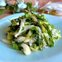 セロリとしらす、塩昆布のレモンあえ