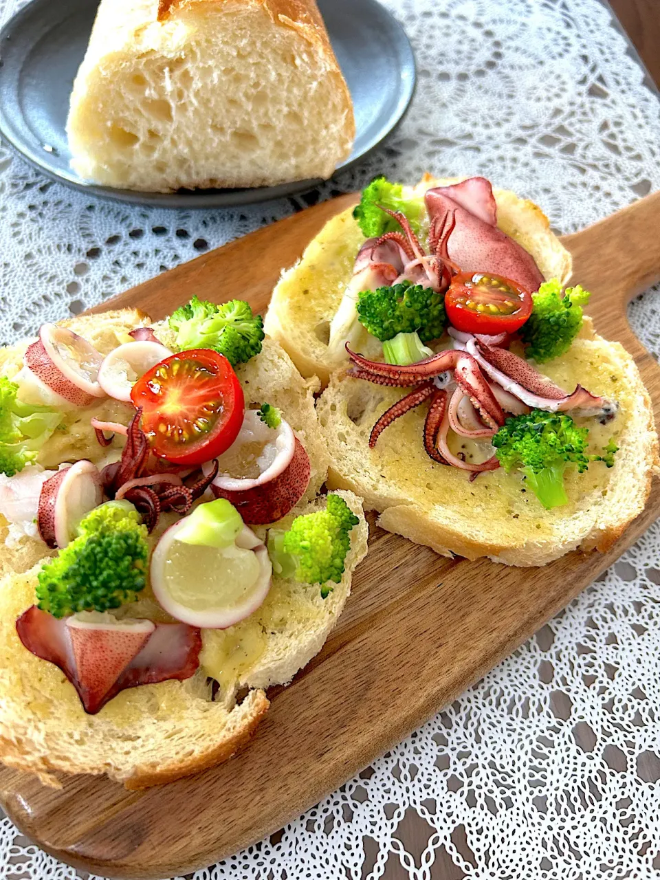 ホタルイカとブロッコリーのオープンサンド|笙　みかんさん