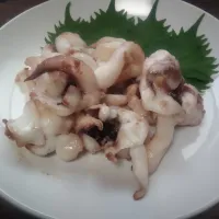 甲イカゲソのバター海鮮だし炒め|にんにくと唐辛子が特に好き❤️(元シャリマー)さん