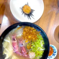 小卷米粉+海膽|Wei Leeさん