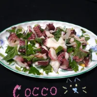 タコとカニカマのわさびオリーブ和え✨|cocco+さん