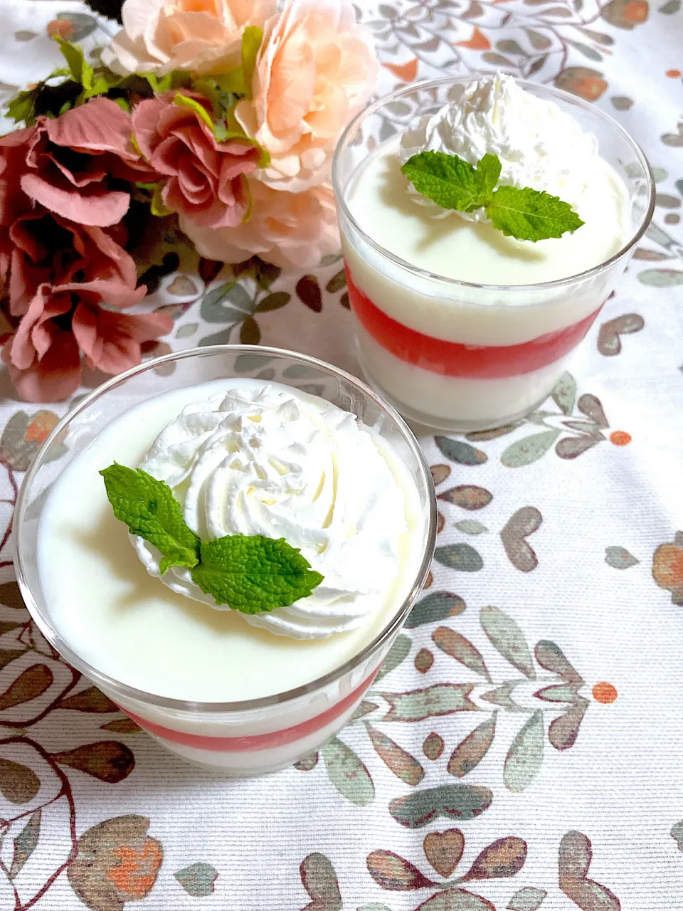 ミルクとイチゴゼリー🍓|ringonamaさん