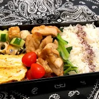 2025.6.28 息子弁当　◎チキン照り焼き　◎卵焼き　◎ちくわと胡瓜の和え物　◎大学芋|goroさん