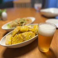 6/27の夕食　とうもろこしバター焼きにビール