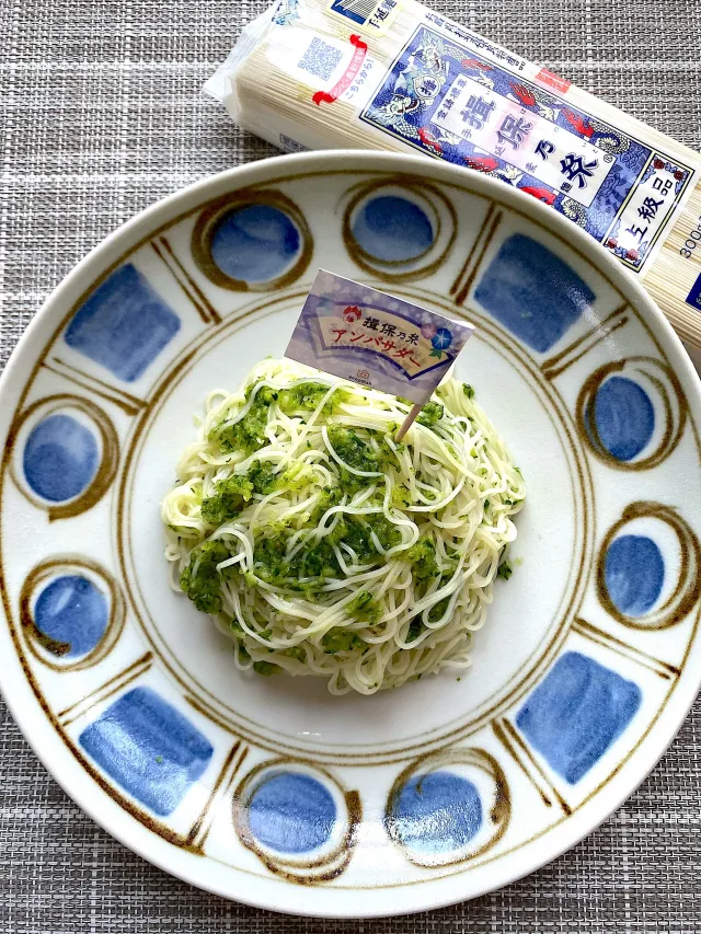 Snapdishの料理・レシピ写真:おろしキュウリと米酢のそうめん｜今年の夏も、素麺やっぱり揖保乃糸♪