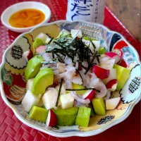 ゲソとアボ芋のおつまみサラダ🥗|とんちんさん