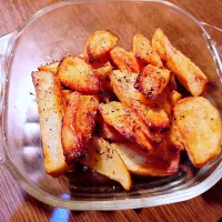 油で揚げないドイツ風フライドポテト作りました🥔|quita (喜田)さん