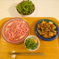 今日の昼食　梅うどん、厚揚げとなすのオイスターソース炒め、枝豆|pinknari🐰🌈さん