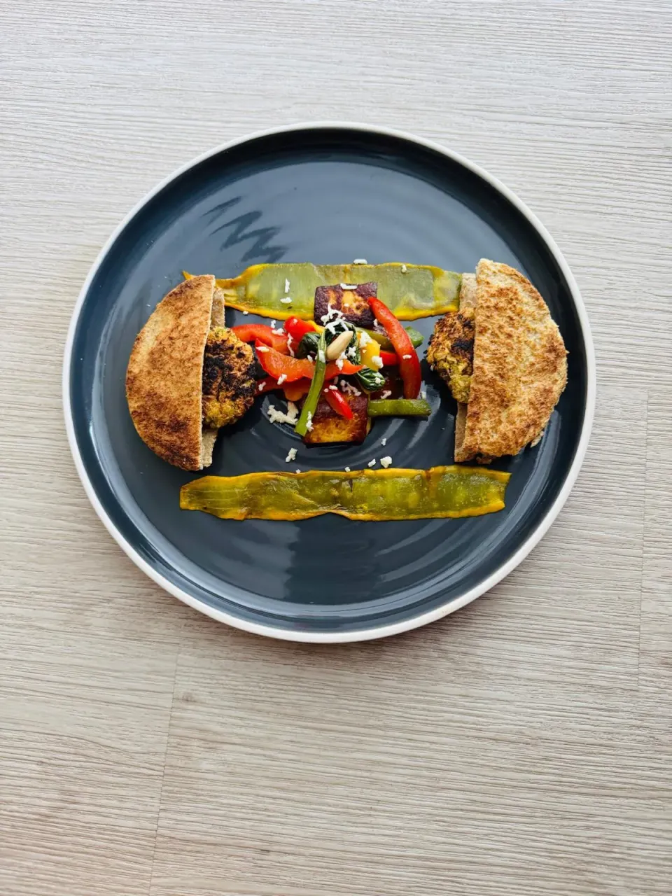 Bread Falafal with veggies (No oil used)|AN72さん