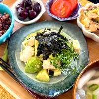 アボカドと豆腐の海苔わさびサラダ〜リュウジさんのバズレシピ〜|ゆかりさん