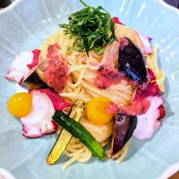 タコと夏野菜の冷製梅しそパスタ|ロギーさん