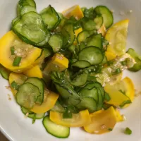 胡瓜とズッキーニのごま油和え|お父ちゃんファミリーさん