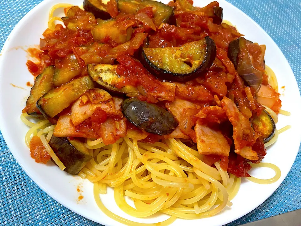 茄子とベーコンのトマトパスタ|単身赴任のっちさん