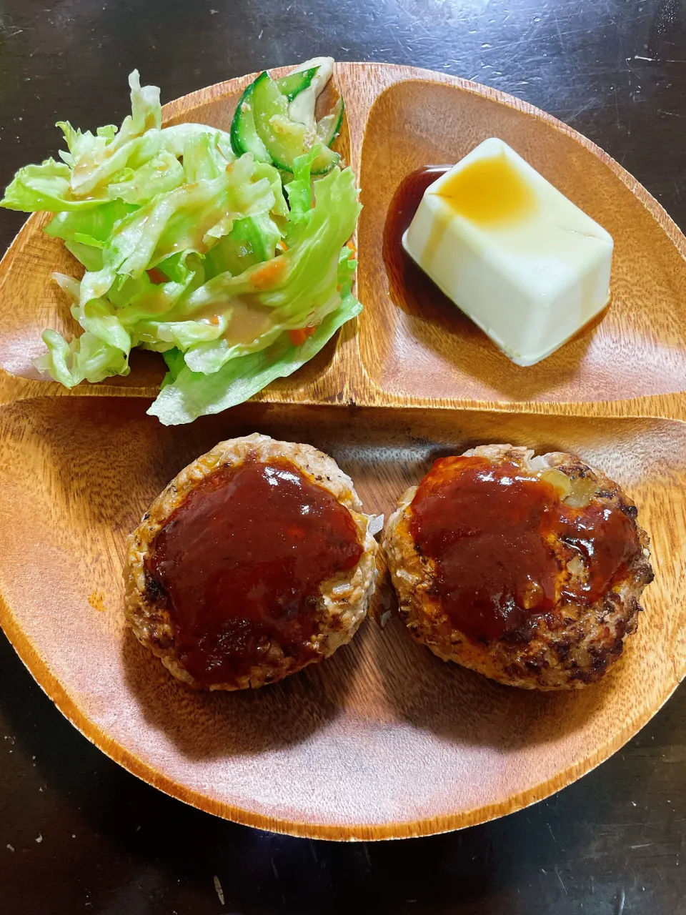 今日のワンプレート！特製デミグラスソースで！|源蔵さんさん