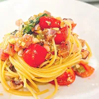ナッツ香る魚介のごちそうパスタ|ta2ya_ta2yaさん