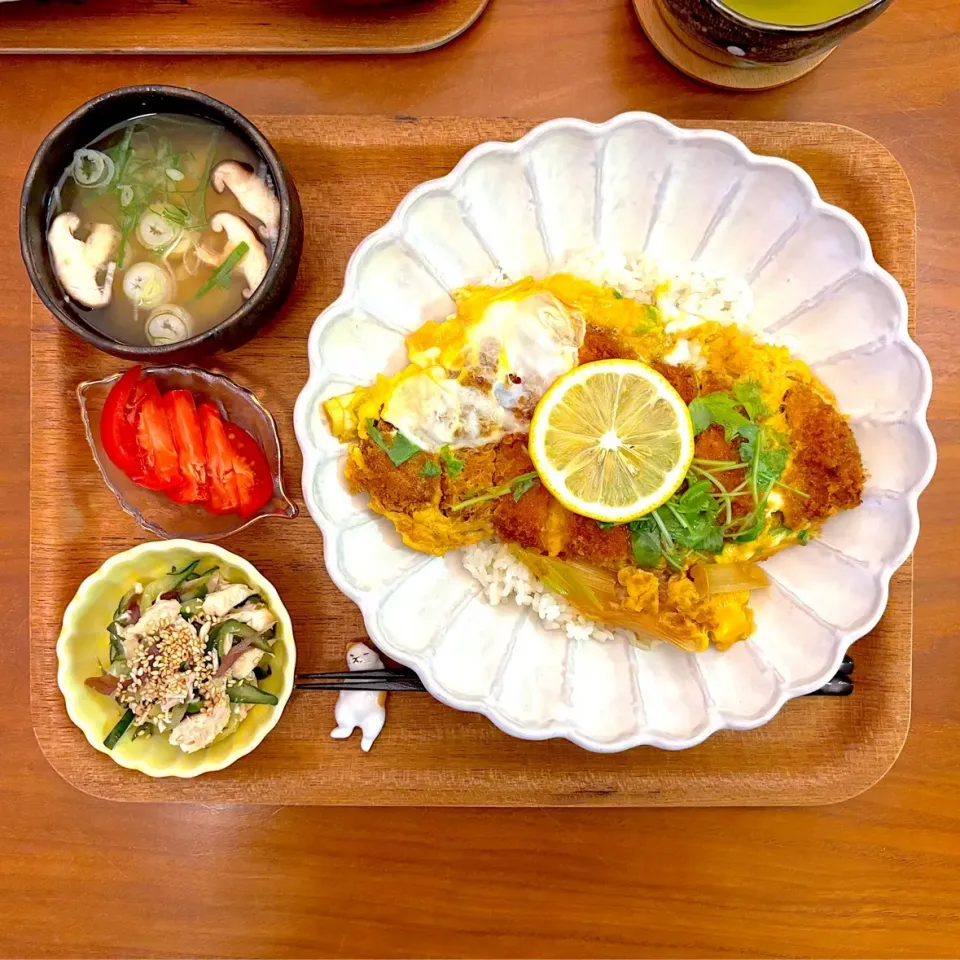 揚げたてのトンカツでカツ丼|すずさん