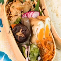 本日のお弁当〜鶏肩肉のガーリック炒め弁当|f.1125beさん