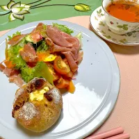 朝ごパンは無花果＋クリチのパン|Seikoさん