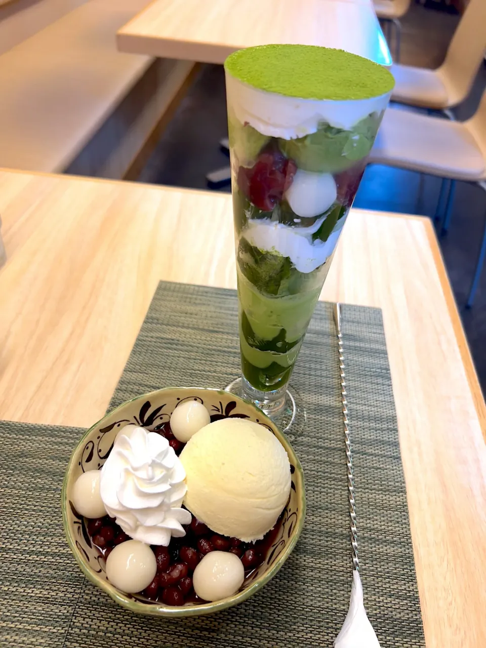 次元　抹茶パフェ　白玉ぜんざいクリームのせ|あけみさん
