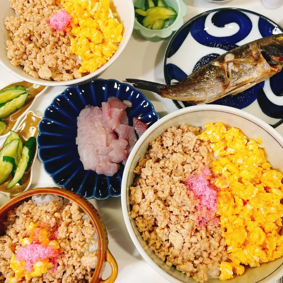 そぼろ丼とイサキ♡|38cさん