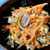 鯖缶でにんじんしりしり|ちいこさん