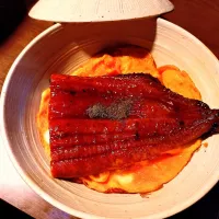 長さ35センチのうなぎの蒲焼の残りで鰻玉丼作りましたした〜🍜| quita (喜田)さん