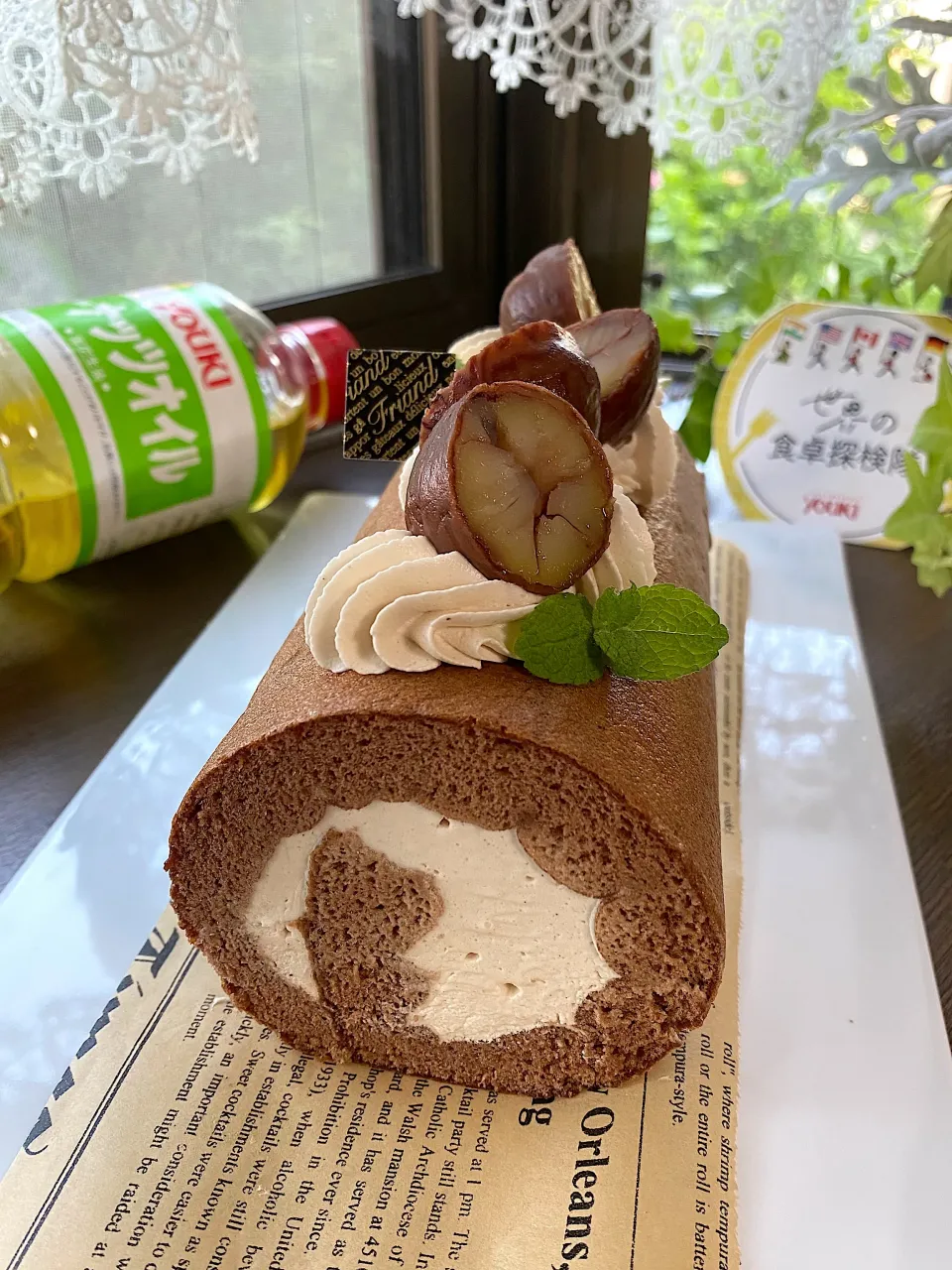 ヘーゼルナッツクリーム&渋皮煮のチョコロールケーキ|sakurakoさん