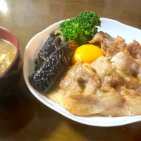 豚丼🐷|takaさん