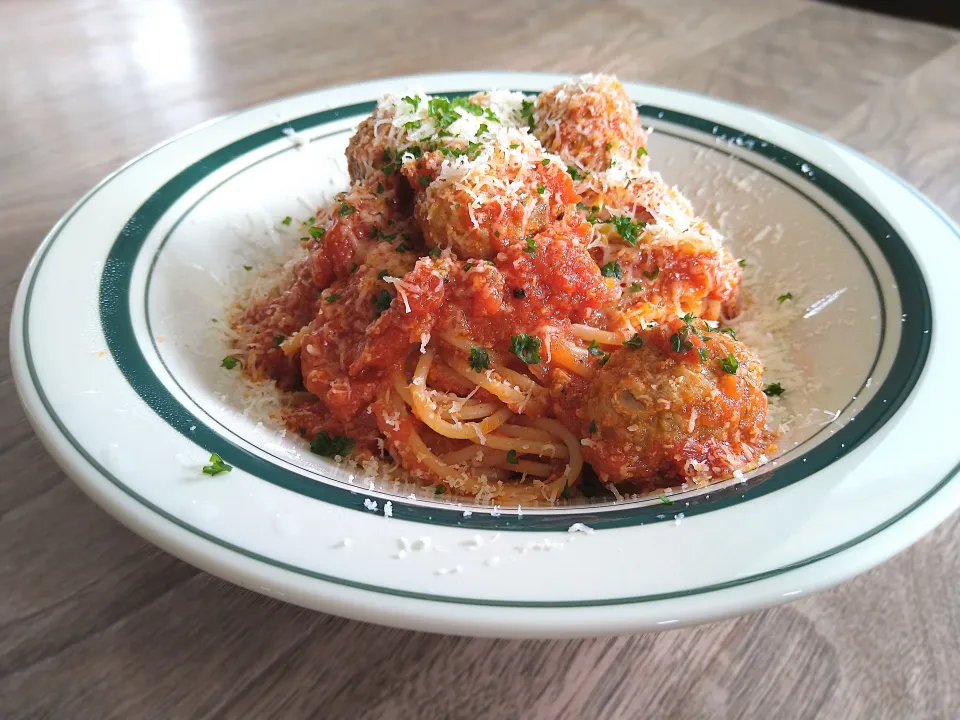 ミートボールのスパゲティ|古尾谷りかこさん