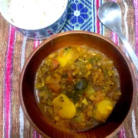 お豆とジャガイモとオクラのカレー　#ベンガル料理　#オリッサ料理