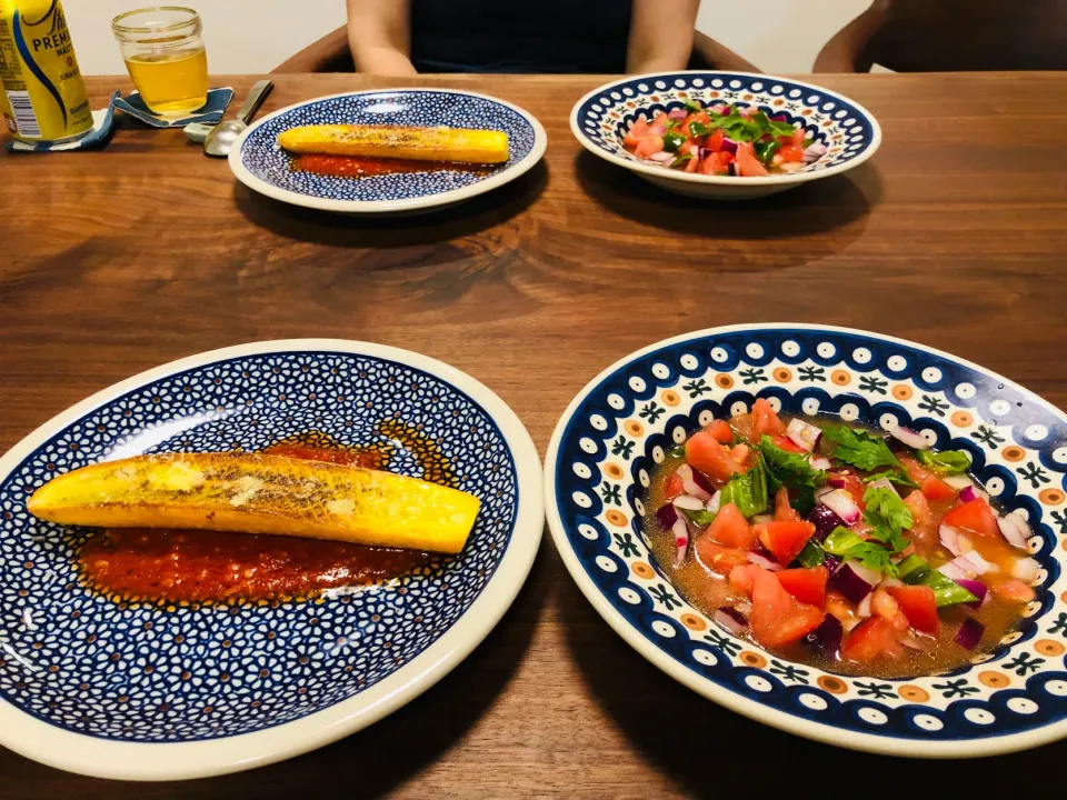 ズッキーニのステーキ、トマトと紫玉ねぎのマリネ|タロッカ主夫見習いさん