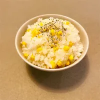 とうもろこしの炊き込みご飯