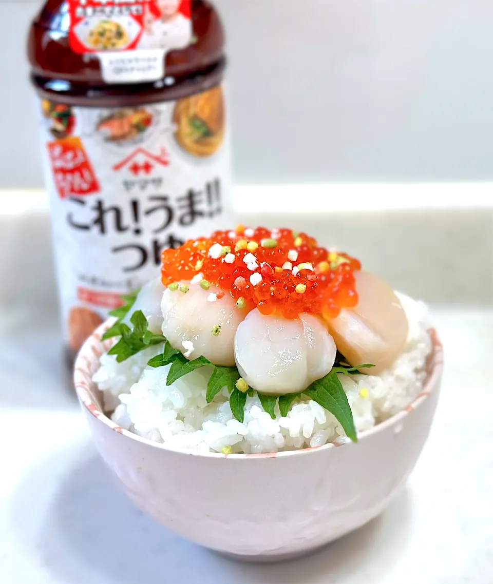 ホタテとイクラのミニ海鮮丼✨|ひろりんさん