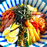 リモートワークのおひとり様ランチ🥢変わり冷やし中華|KANAさん