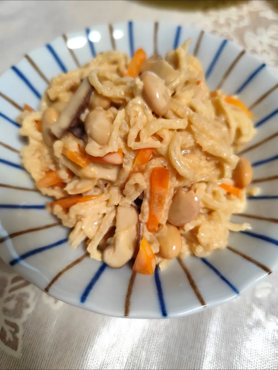 切り干し大根煮サラダ(椎茸戻し汁で煮て、冷ましコリアンホットハーフマヨネーズ、すき焼きのたれの味付け)|m.rafuさん