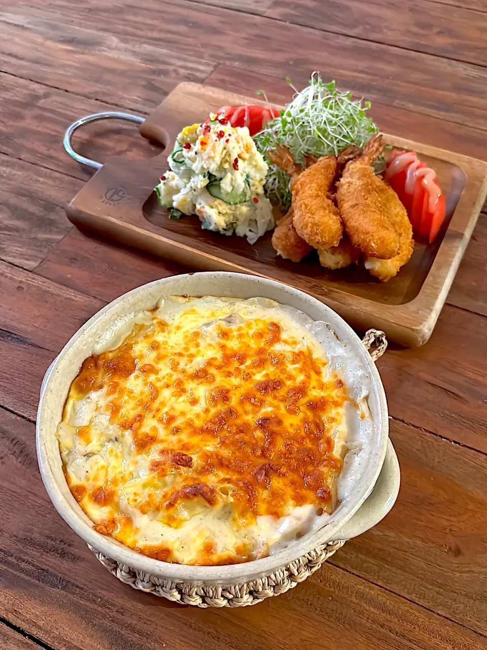 牡蠣グラタン　ポテサラ　エビフライ|Nakaba Kobayashiさん