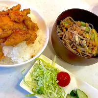 おっさん飯　ササミの甘辛煮丼　納豆蕎麦　サラダ|ひげおやじさん