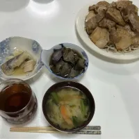 晩御飯☆煮豚☆揚げなすの煮浸し☆アブラカレイの煮付け☆みそ汁（大根・人参・ほうれん草）|Saharaさん