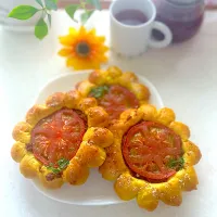 ひまわりトマトカレーパン🌻|🍊🍒ユッキー🎂🍞🍲さん
