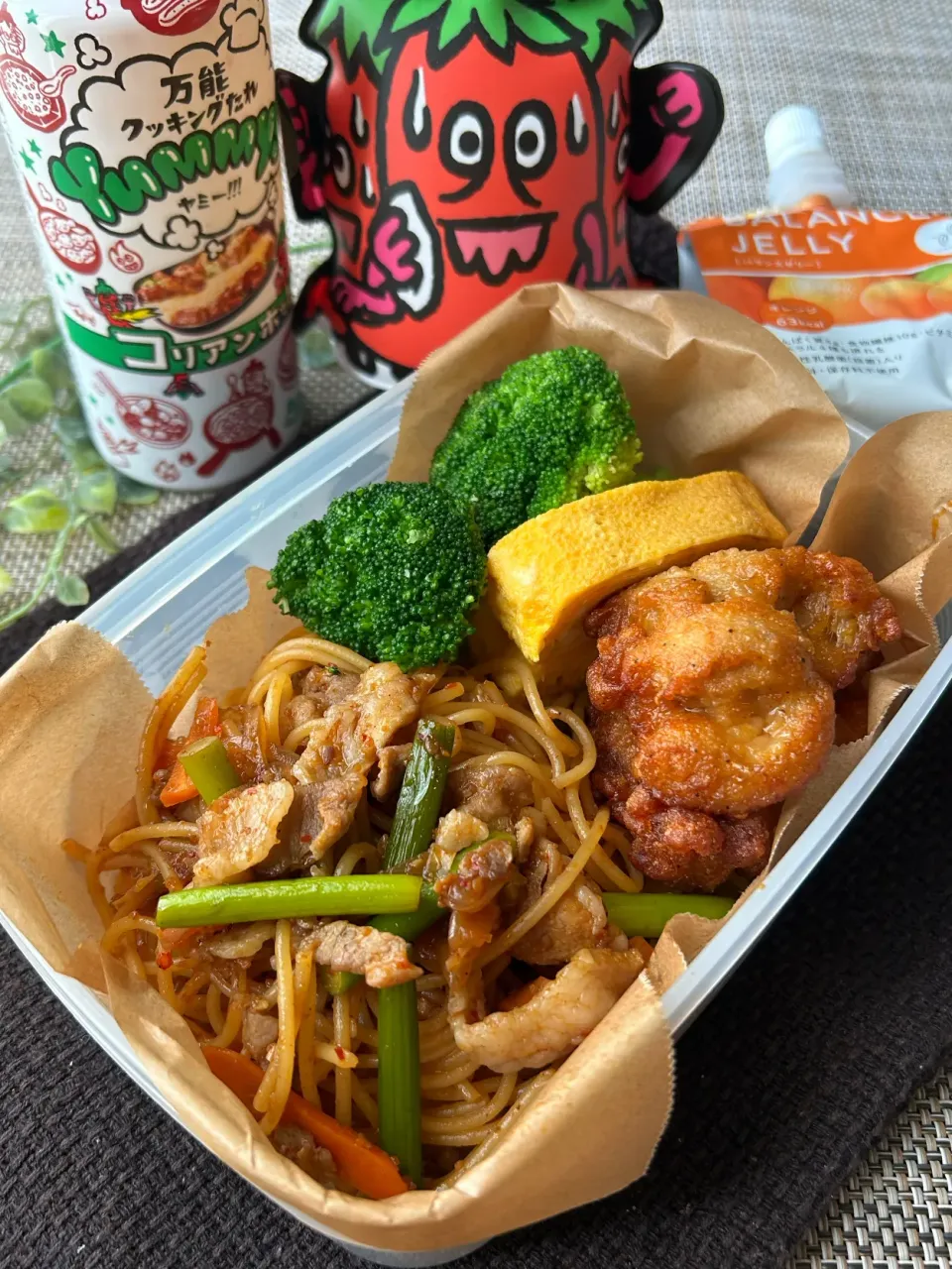 【誤差あり弁当】スタミナパスタ弁当|まなまな♡さん