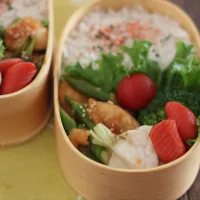 鶏ささみとアスパラのヤムニョムチキン風弁当|ちいさなしあわせキッチンさん