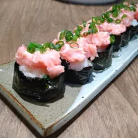 ねぎとろ軍艦|古尾谷りかこさん