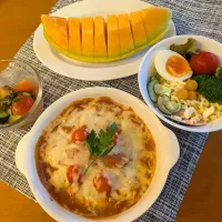 ☆ミラノ風ドリア　☆マカロニサラダ　☆キュウリあえ　☆夕張メロン🍈| chikakoさん