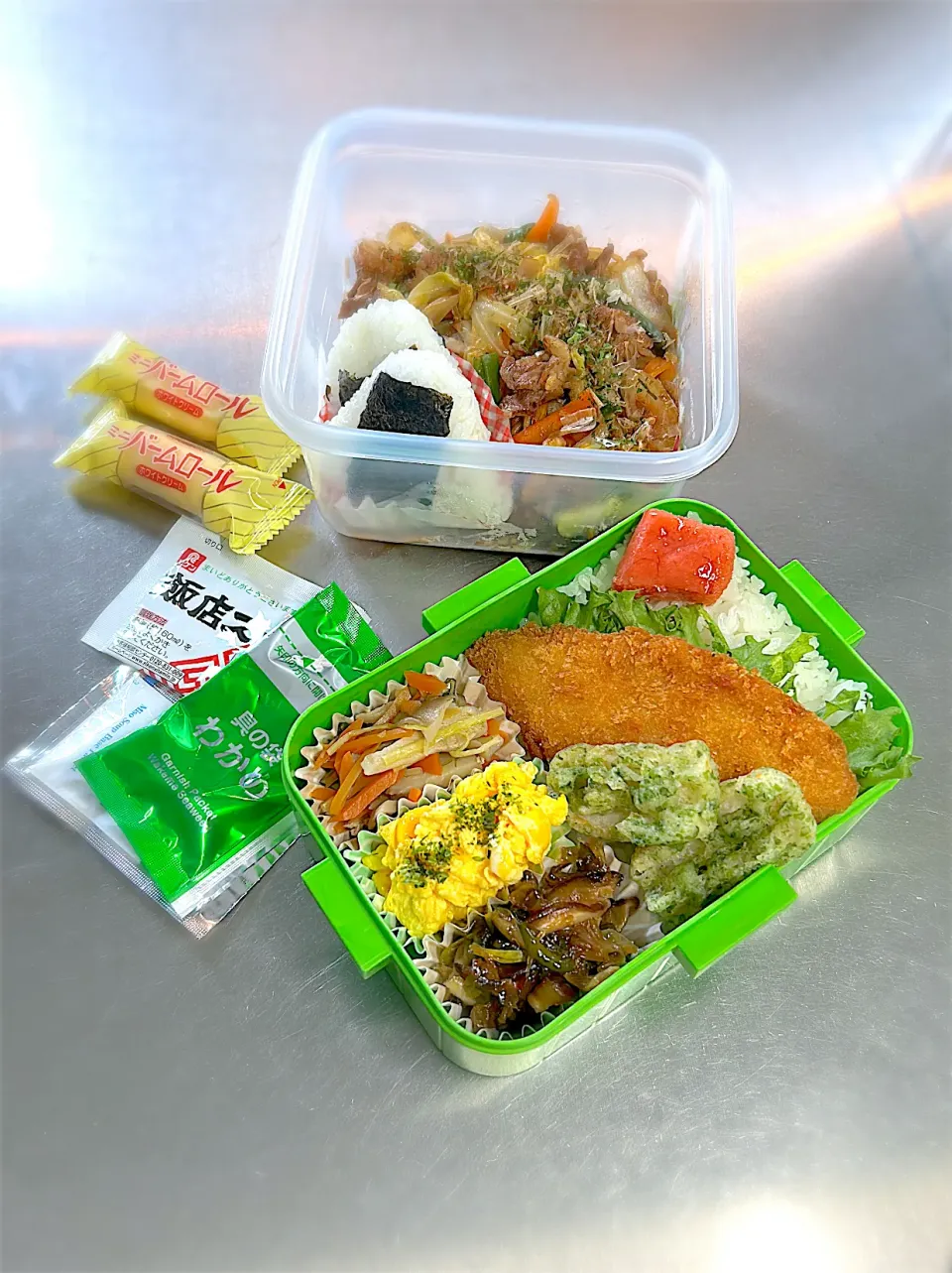 R7.7/5𝚂𝚊𝚝.   ·͜·♡焼きそば&白身魚ﾌﾗｲ弁当👨🏻‍🍳|hamakoさん