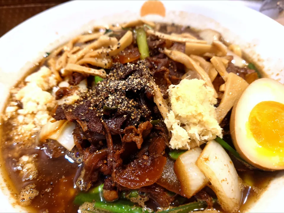 【7/5,7/6各日23食限定】 
【食べログ TOKYO ラーメン 百名店 2024 選出店】
あさひ町内会 
ごくぶとニンニク正油 (麺200g、大蒜/生姜あり、1,400円) 
@板橋区役所前4分
 (JR板橋駅から徒歩12分)
25179
〈醤93塩26噌󠄀15タ7昆9出9F10
冷9混1〉|大脇さん