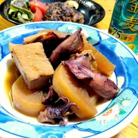 大根とイカ🦑厚揚げもin〜な味しみしみ煮物|とまと🍅さん