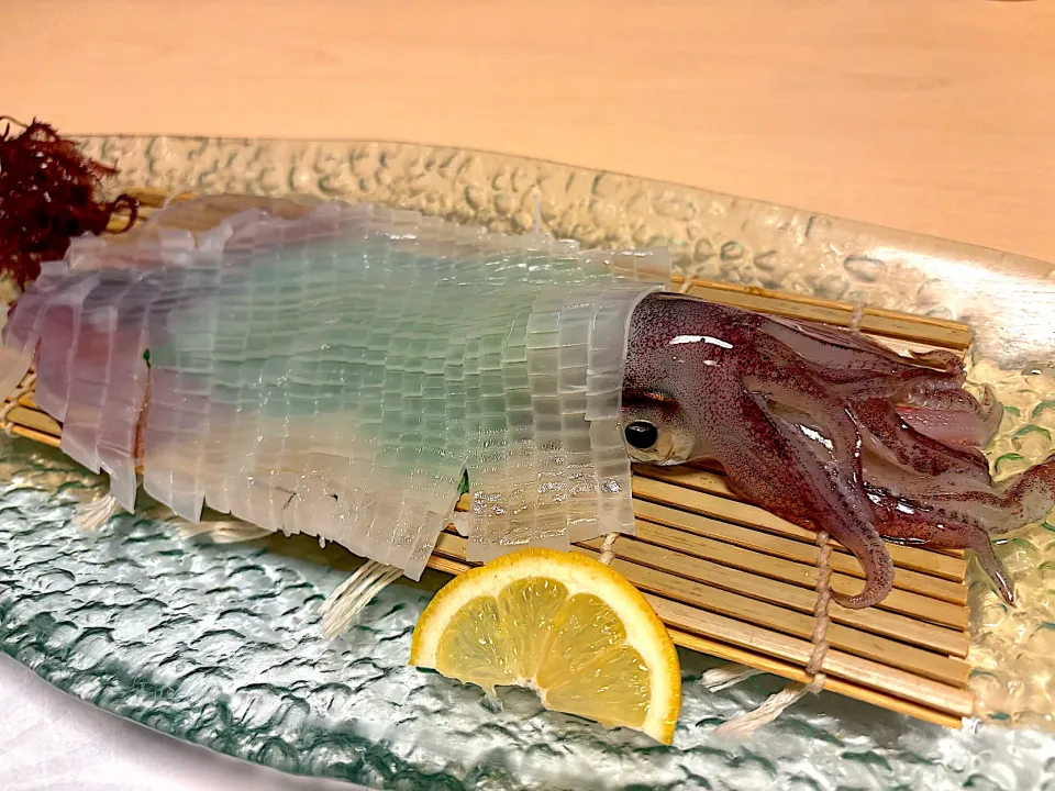 7月5日・［息子の好物を食べに😊 中洲鷹勝本店❣️］・④イカ🦑の生き造り1杯目😋✨（これが息子の好物🙂やっぱりイカ🦑は美味い🥰）|山勝さん