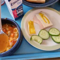 lunch bit of nausea n tired but don't think I overate.|GastricBypassSurgery92724さん