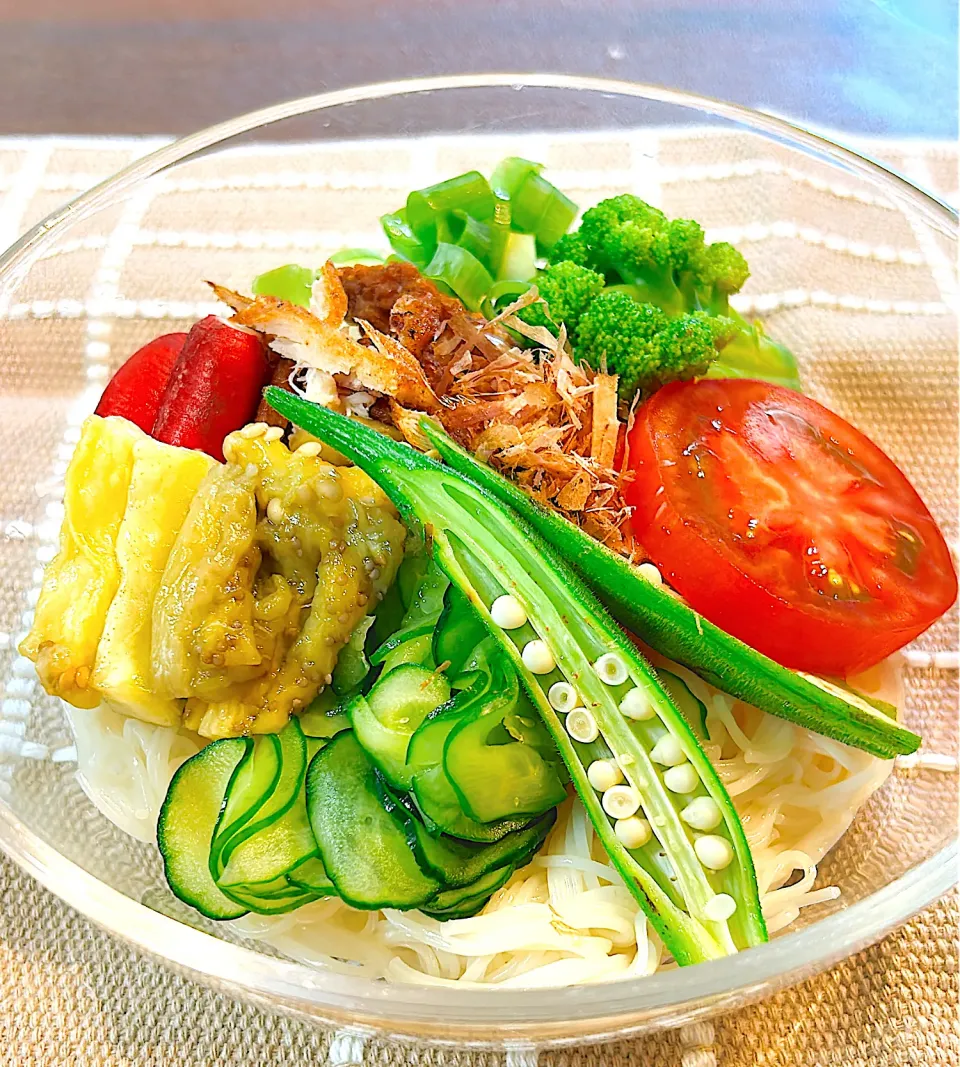夏野菜と揖保の糸のアレンジそうめん|しえりママさん