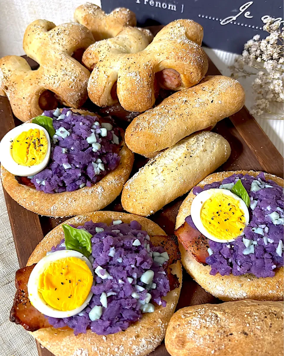 ポテトサラダパンとソーセージパン🥖|みゆぞうさん